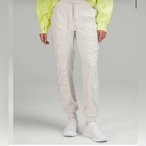 Lululemon Dance Studio Mid-Rise Jogger Full Length
Bone color